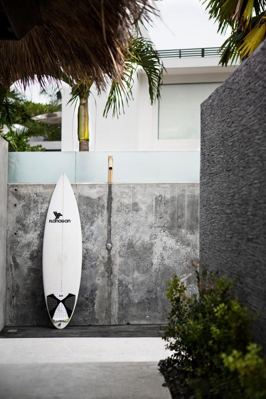 Surflodge Limasan Bali Керобокан Екстер'єр фото